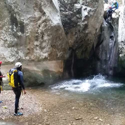 16-06-1615-42-29canyoning-02-500x756.jpeg image 3