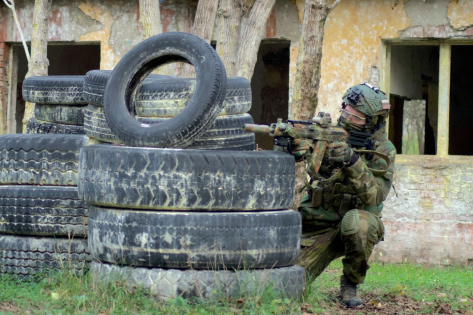Outdoor Airsoft mit unbegrenzter Munition