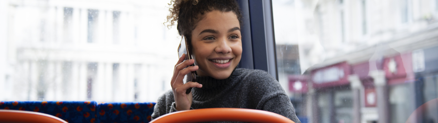 Berlin Bus-Transfer (für bis zu 70 Personen) image 1