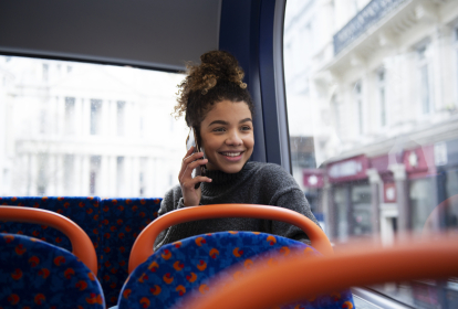 Berlin Bus-Transfer (für bis zu 70 Personen) image 1