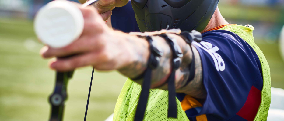 Paris Arrow Tag image 1