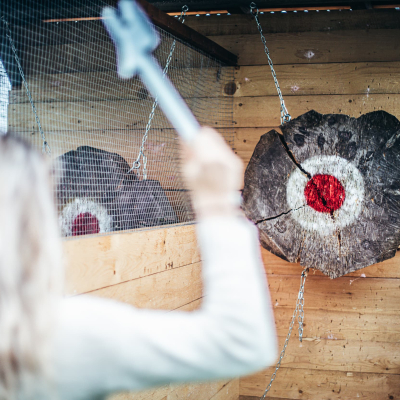axe-throwing.jpg image 1