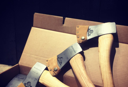 Berlin Axtwerfen image 1