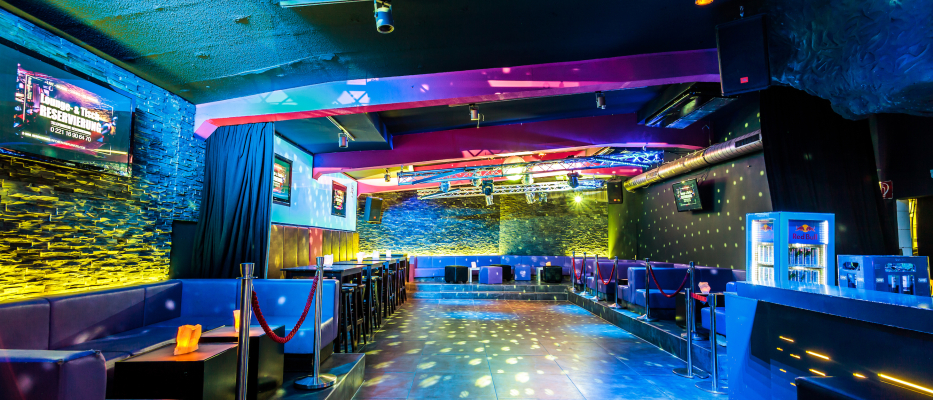 Köln Nachtclub Eintritt & Bier image 1