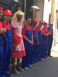 Crazy Party Challenges Paris