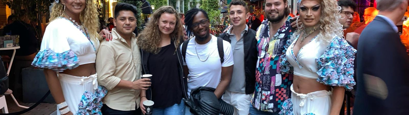 Amsterdam Kneipentour mit Dragqueen image 1