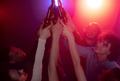 Madrid Privater Pub Crawl & Nachtclub image 2