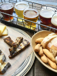 Bierverkostung mit Käse-Tapas Madrid