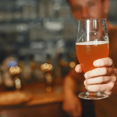 beer-tasting.webp image 1