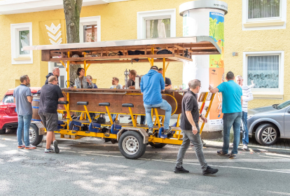 Düsseldorf Bierbike image 7
