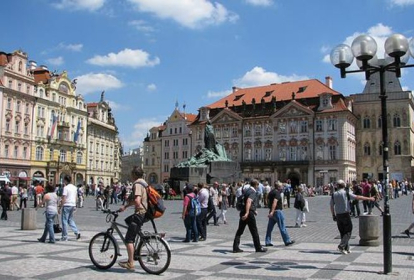 Prag Sightseeing-Fahrradtour image 2