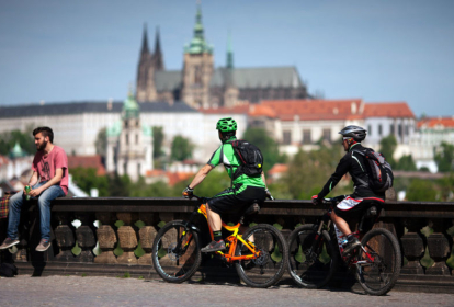 Prag Sightseeing-Fahrradtour image 1