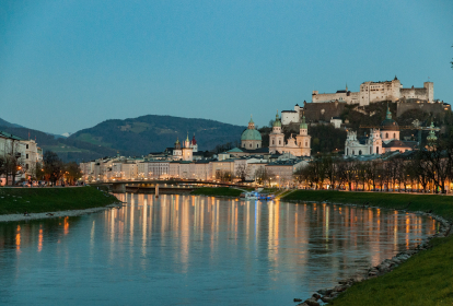 Salzburg Sightseeing mit Boot & Bus image 1