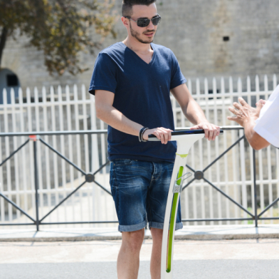 istock-000070246875-small.jpg image 1