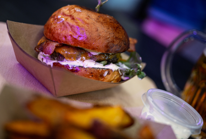 Prag Gaming-Session mit Burger & Bier image 4