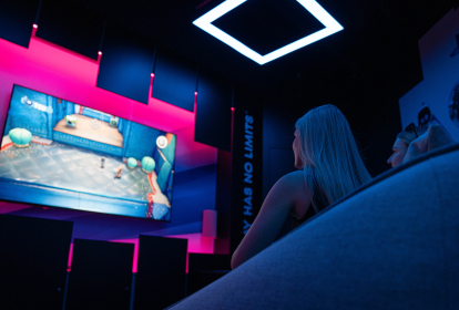 Prag Privater Gaming-Room mit Burger & Bier image 4