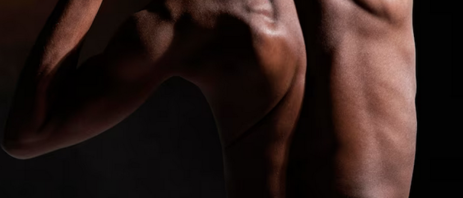 Düsseldorf Privater Pub Crawl mit männlicher Stripshow & Nachtclub image 1