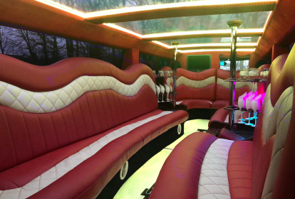 Düsseldorf Hummer Limousine image 10