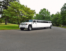 Belgrad Hummer Limousine image 3