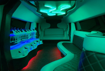 Düsseldorf Hummer Limousine image 7