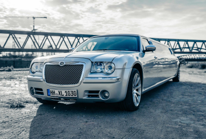 Hamburg Limo & Strip image 1