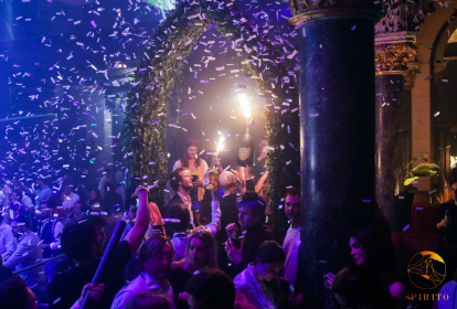 Brüssel Premium-Tischreservierung im Spirito Nachtclub image 4