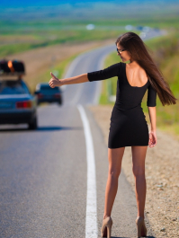 Flughafen Transfer mit Partybus & sexy Anhalterin Barcelona