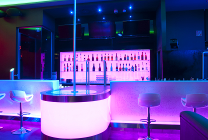 Hamburg Tischreservierung im Stripclub image 3