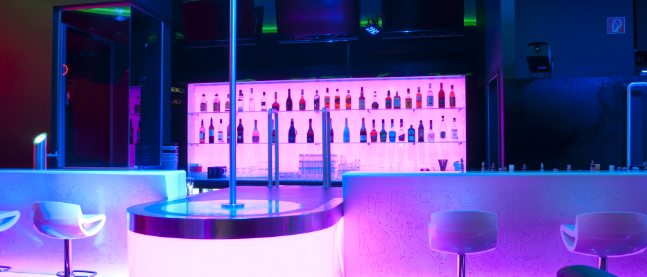 Hamburg Tischreservierung im Stripclub image 1