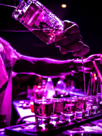 Nachtclub Eintritt & Flasche Alkohol Paris
