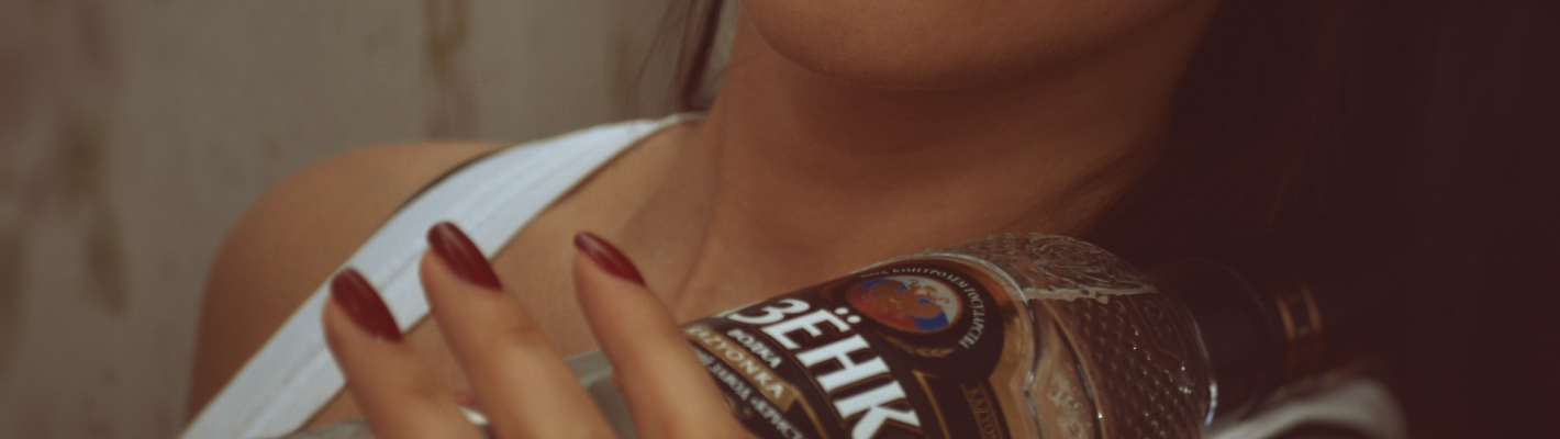 Stuttgart Harte Drinks und nackte Haut image 1