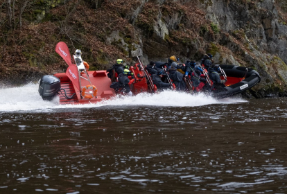 Prag Speedboot-Fahrt image 1