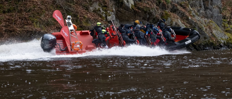 Prag Speedboot-Fahrt image 1