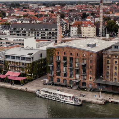 38xNZV8Ba3uVJP6TEHofGH-ms-gunther-party-boat-munster.jpg image 1