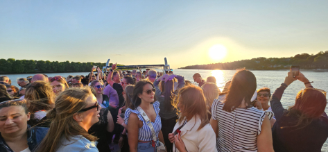 Party Boat & Club Entry With Drinks Bundle