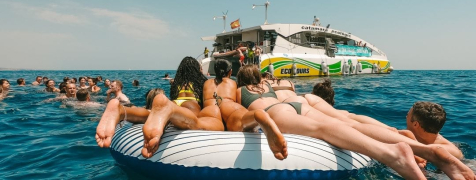 Barcelona Party-Boot image 2