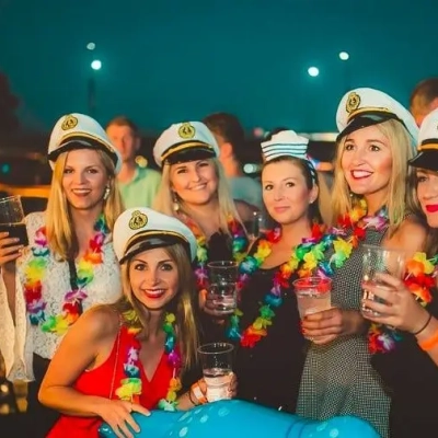 krkpublicpartyboat1.webp image 5