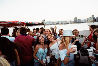 Barcelona Party-Boot image 6