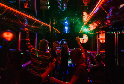 Riga Partybus image 3
