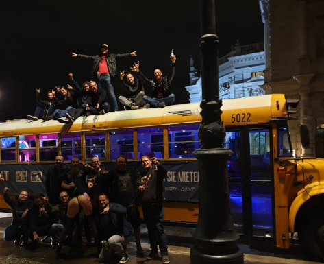 American School Bus (Up to 20 Pax) - 1 Hour