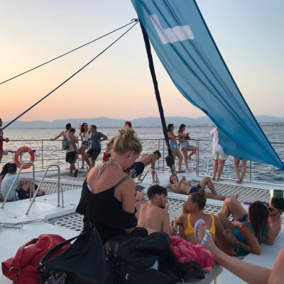 tour-catamaran-4.jpg image 1