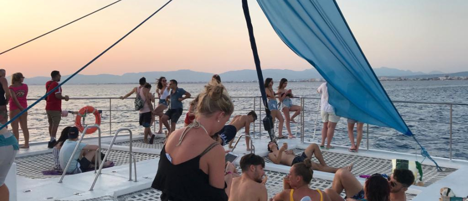 Mallorca Katamaran Tour bei Sonnenuntergang image 1