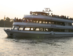 Köln Privates Partyschiff image 3