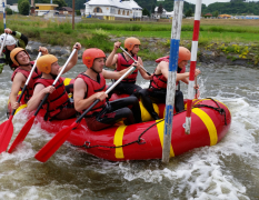 Prag Wildwasser-Rafting image 3