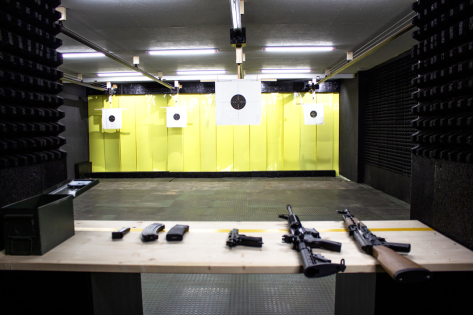 Shooting Paket - AK-47 und 4 weitere Waffen