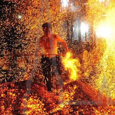 6M7utjwonabHcfGJ87B4T4-firewalking-experience-czech-republic-0.jpg image 5
