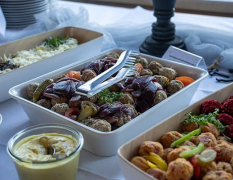 Hamburg Öffentliches Partyboot mit Getränke-Flatrate & Buffet image 3