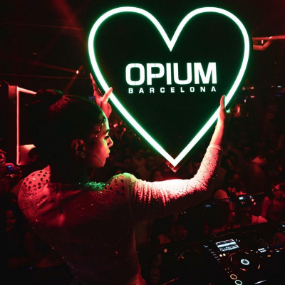 3Z9ho5X0b6h8uyD7wMBGTF-opium-barcelona-2.png image 3