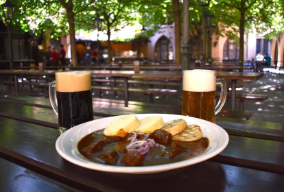 Prag Essen in einer Brauerei image 1