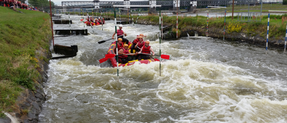 Prag Wildwasser-Rafting image 1